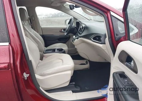 2021 Chrysler Voyager Lxi from USA, damaged, VIN 2C4RC1DGXMR542567